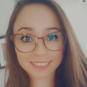 Meet your Posher, Carley